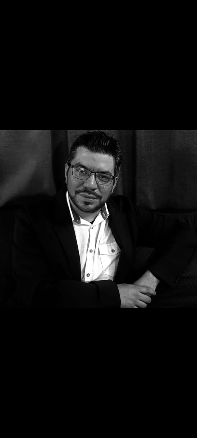 Maximiliano Basoa López, autor de La Guerra del Maná
